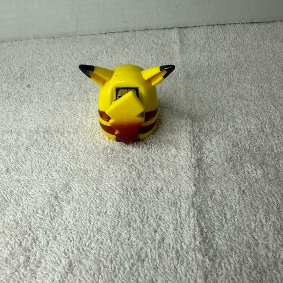 Vintage Pokémon Pikachu 2" Mini Stapler 1999 - Picture 3 of 6